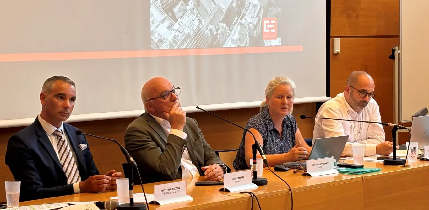 grand-debat-2-1366×670