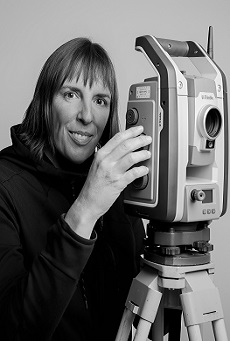 portrait-emmanuelle-page-6560765e45f23